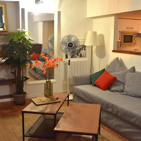 Apartment 33 On The Old Historic Senate Square Nizza Esterno foto