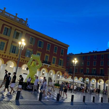 Apartment 33 On The Old Historic Senate Square Nizza Esterno foto