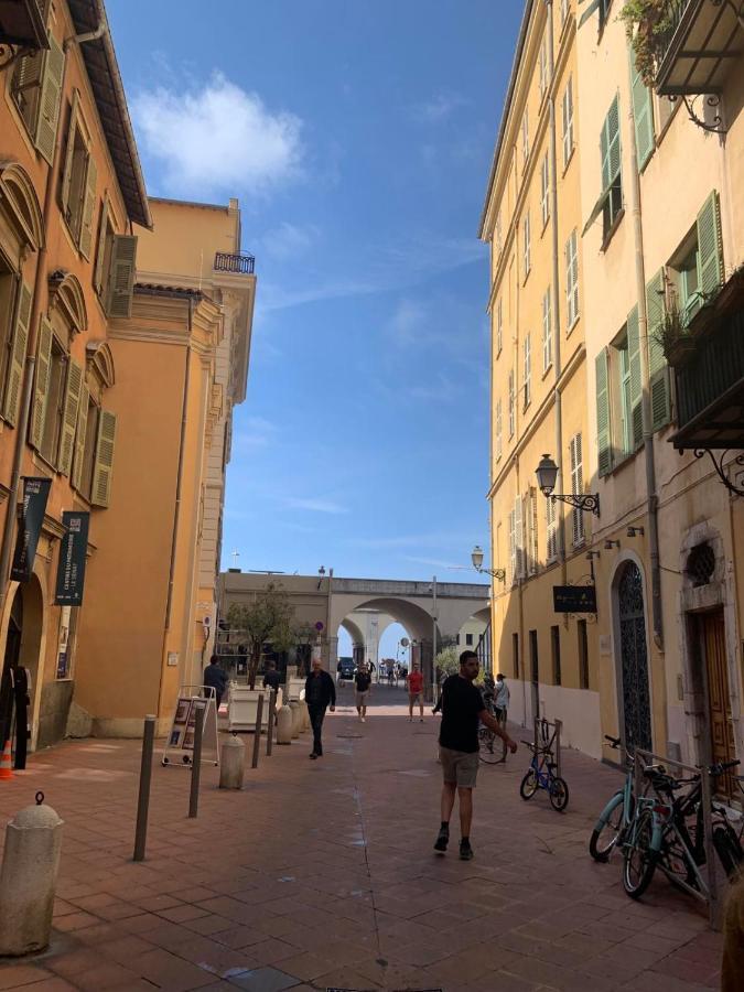 Apartment 33 On The Old Historic Senate Square Nizza Esterno foto