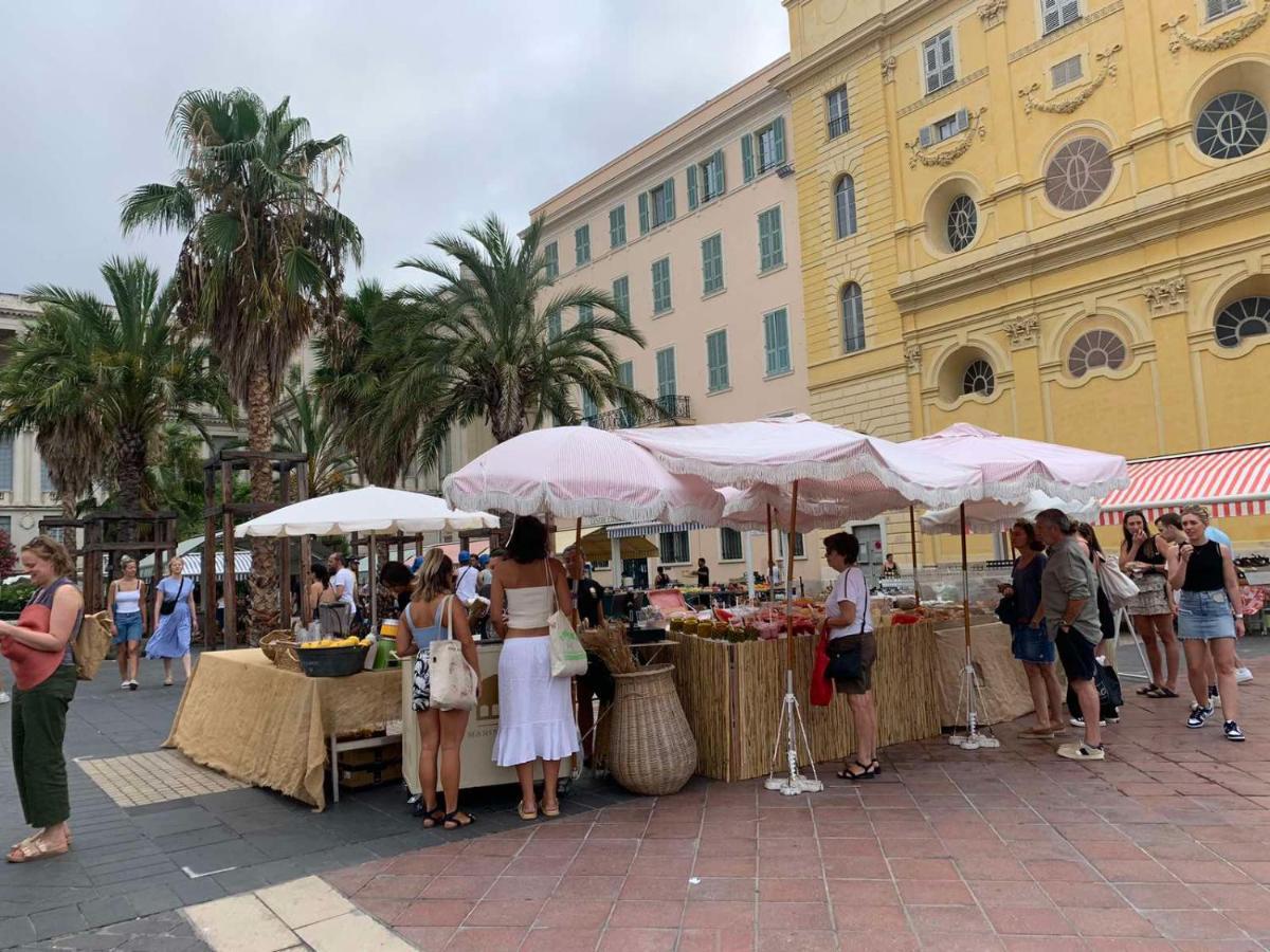 Apartment 33 On The Old Historic Senate Square Nizza Esterno foto