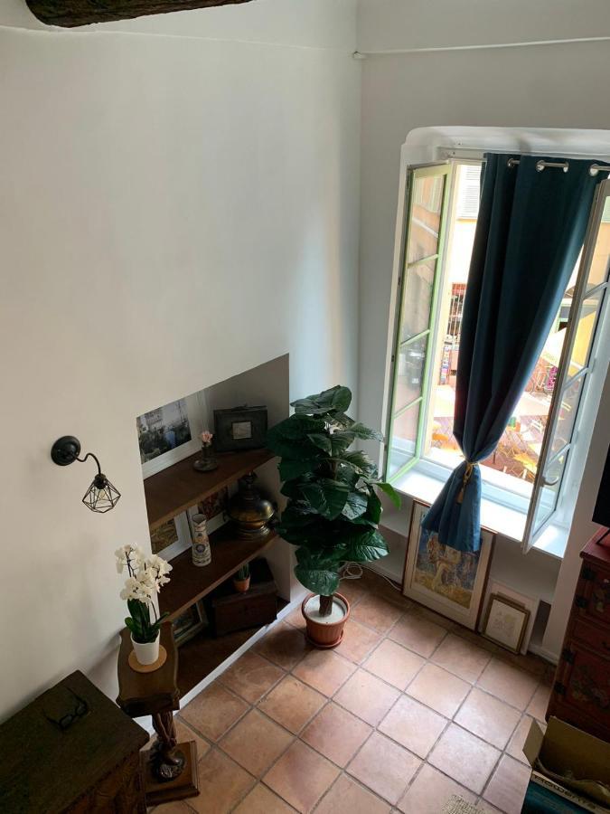 Apartment 33 On The Old Historic Senate Square Nizza Esterno foto