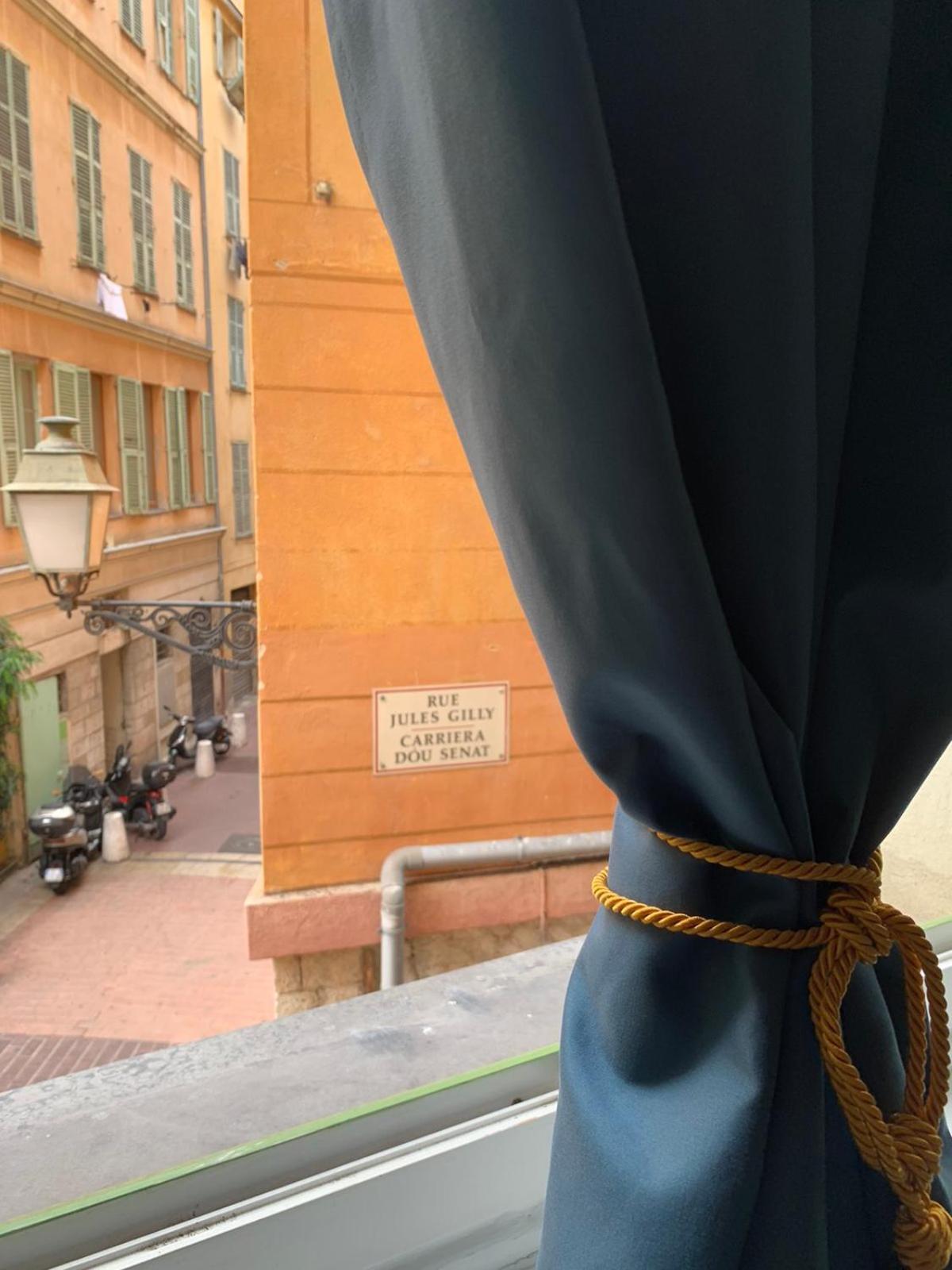 Apartment 33 On The Old Historic Senate Square Nizza Esterno foto